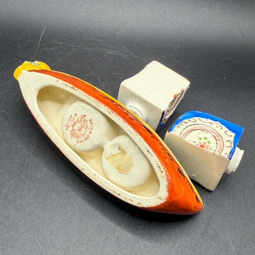 Meiko Vintage Hand Painted Ceramic Gondola Ship Boat Salt & Pepper Shaker, Japan